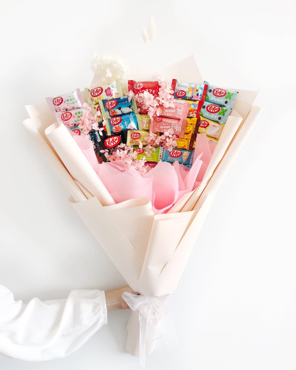 LIMITED EDITION Japanese Kit Kat Bouquet (15 flavours)